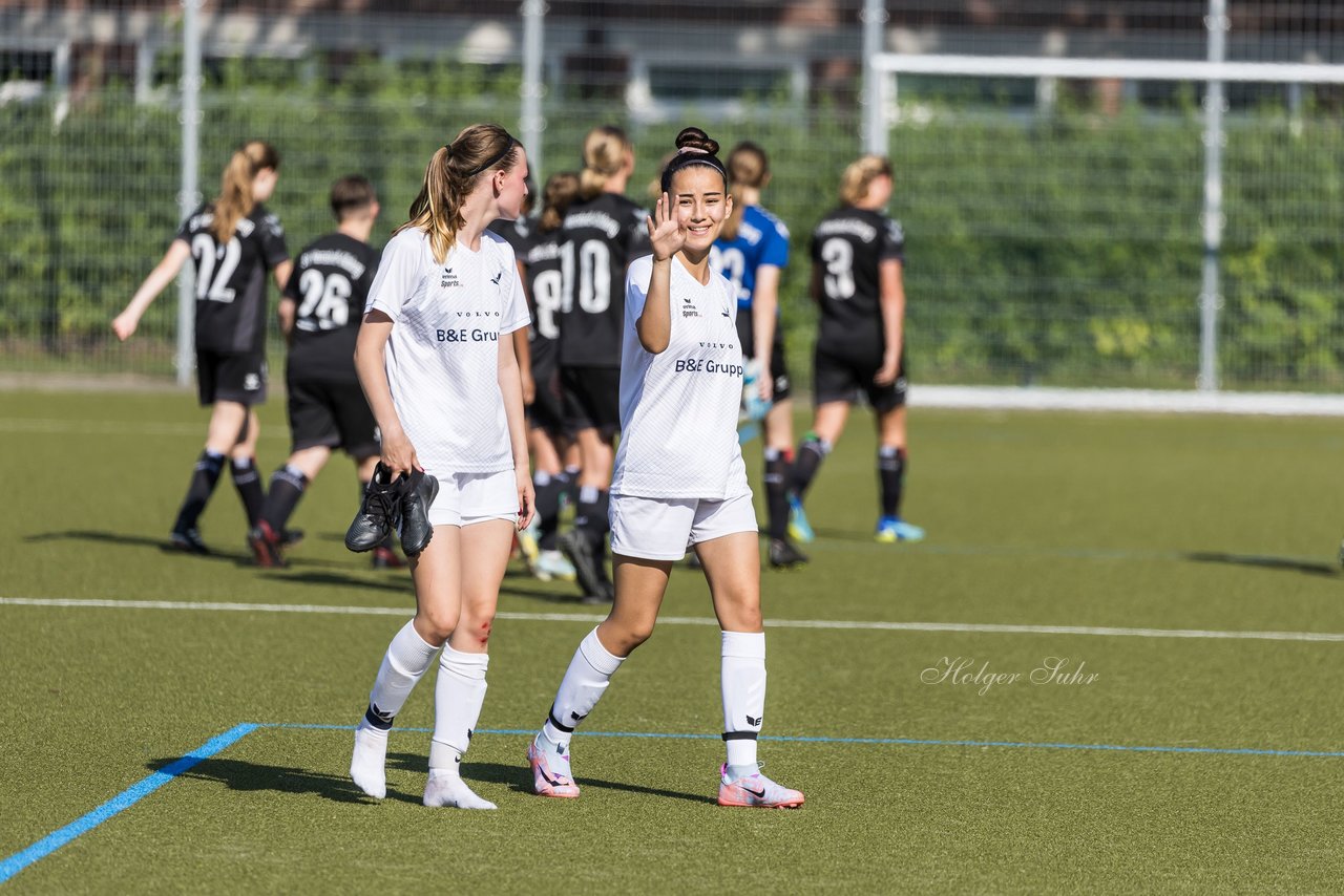 Bild 334 - wBJ Alstertal-Langenhorn - SV Henstedt-Ulzburg : Ergebnis: 4:1